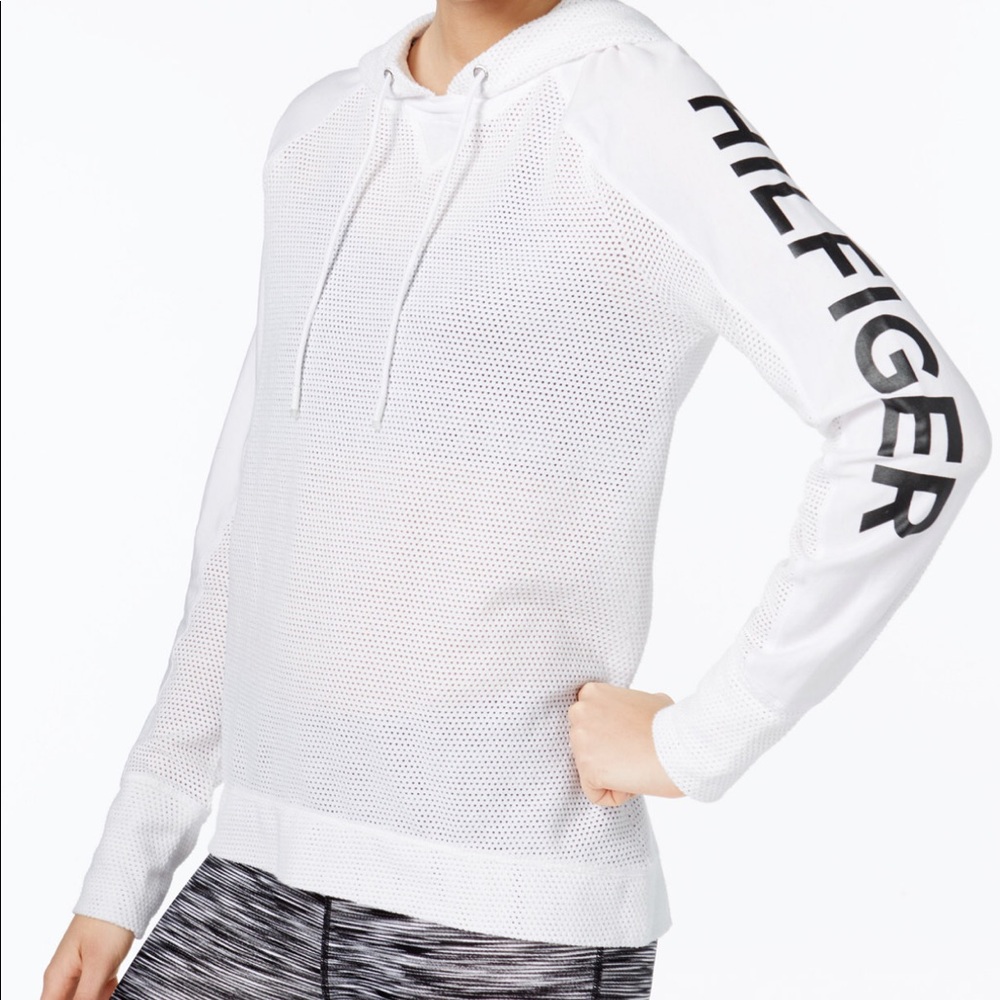 Sporty mesh hoody